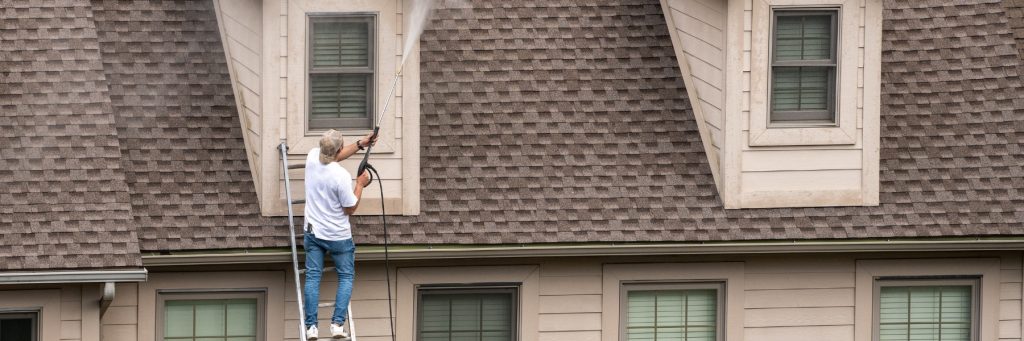 Exterior cleaning services in Elkhart, IN