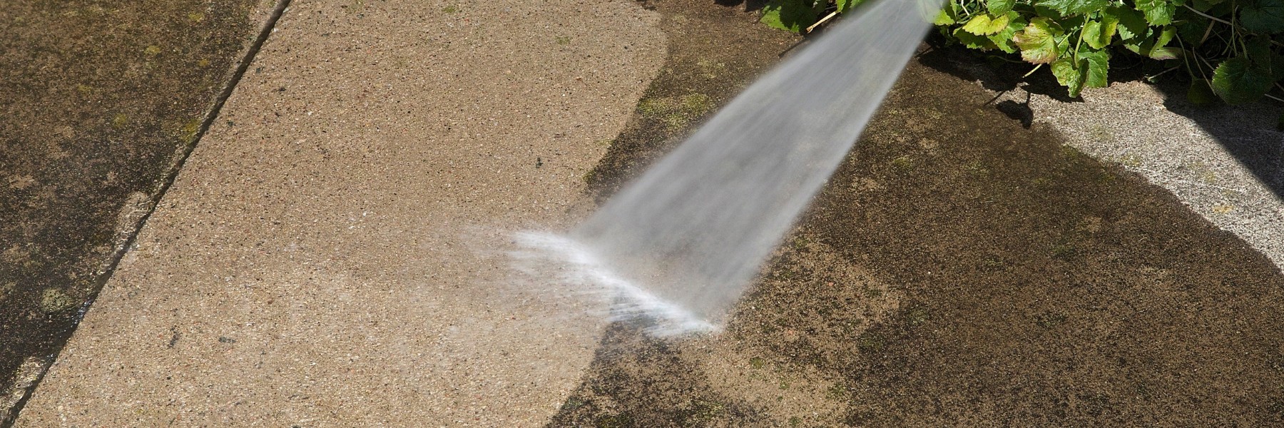 Exterior cleaning services in Elkhart, IN
